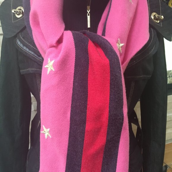 Gucci Wool/Cashmere Scarf - Picture 5 of 16